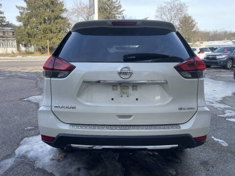 2018 Nissan Rogue SV