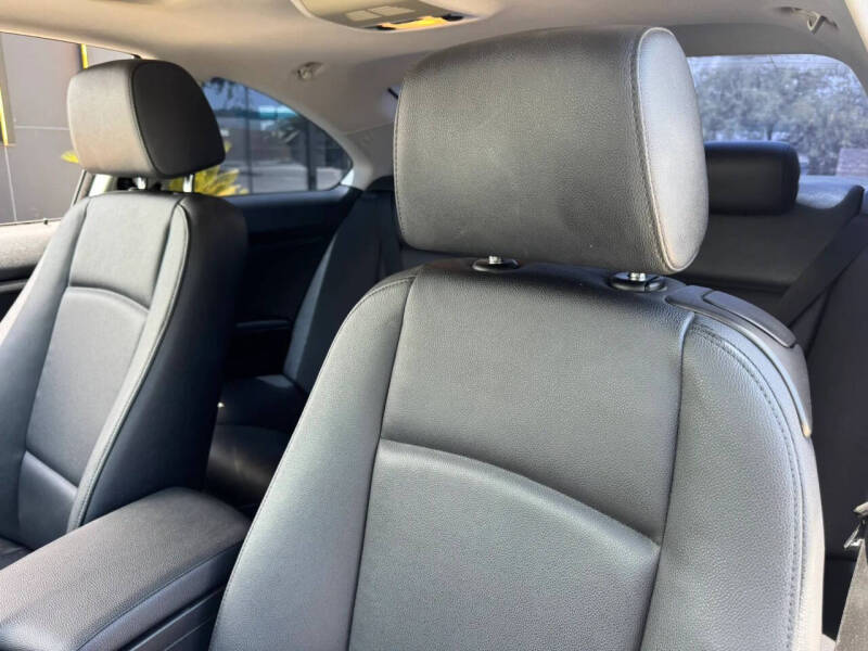 2012 BMW 3 Series