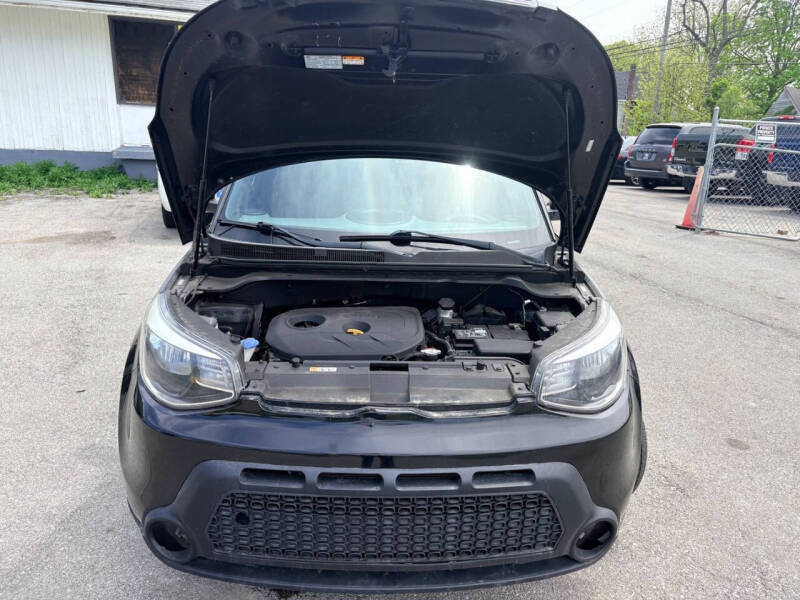 2017 Kia Soul +