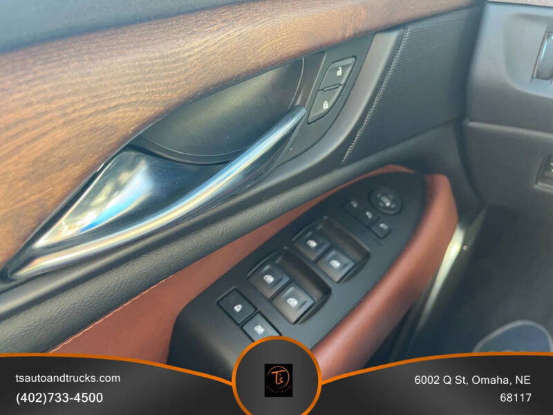 2015 Cadillac Escalade Premium