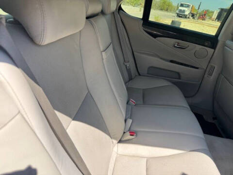 2007 Lexus LS 460