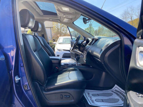 2017 Nissan Pathfinder S