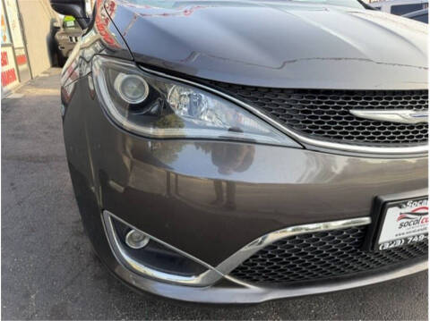 2018 Chrysler Pacifica Touring Plus