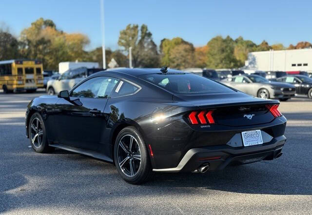 2025 Ford Mustang EcoBoost