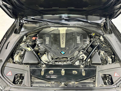 2014 BMW 5 Series 550i