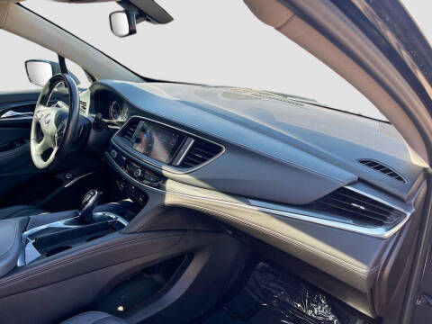 2021 Buick Enclave Essence