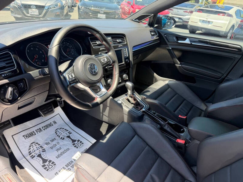 2016 Volkswagen Golf GTI S
