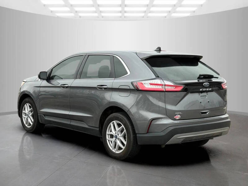2022 Ford Edge