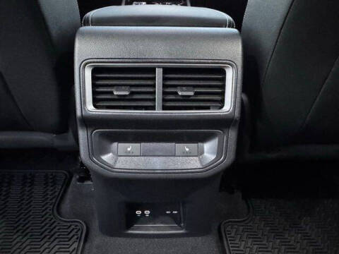 2026 Volkswagen Atlas Cross Sport SEL R-Line Black 4Motion