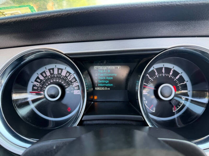 2013 Ford Mustang V6 Premium