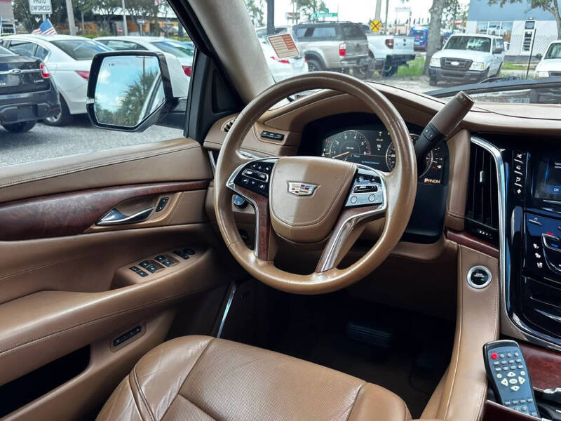 2015 Cadillac Escalade Platinum