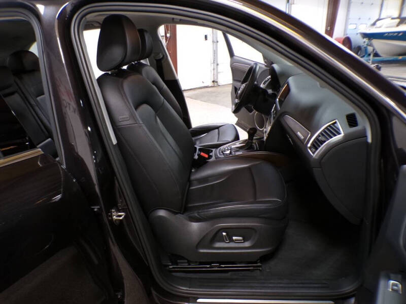 2016 Audi Q5 2.0T quattro Premium Plus