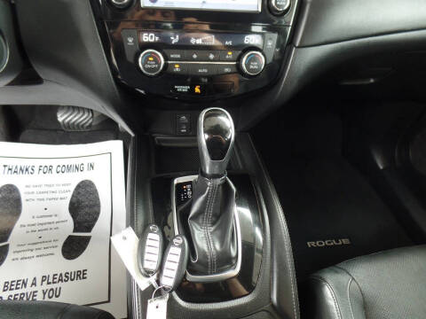 2017 Nissan Rogue SL