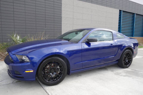 2014 Ford Mustang V6