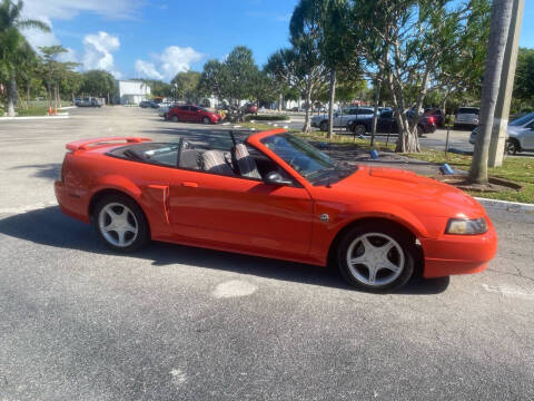 2004 Ford Mustang GT Deluxe