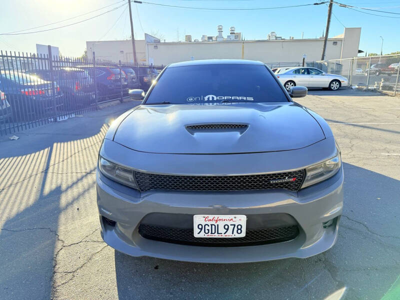 2019 Dodge Charger GT photo 3