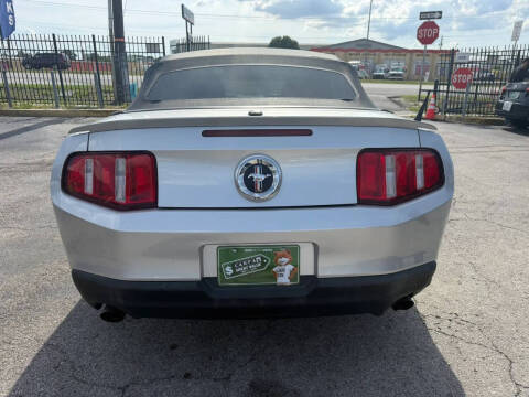 2011 Ford Mustang