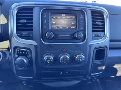 2024 RAM 1500 Classic SLT