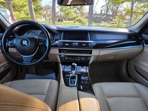 2015 BMW 5 Series 528i