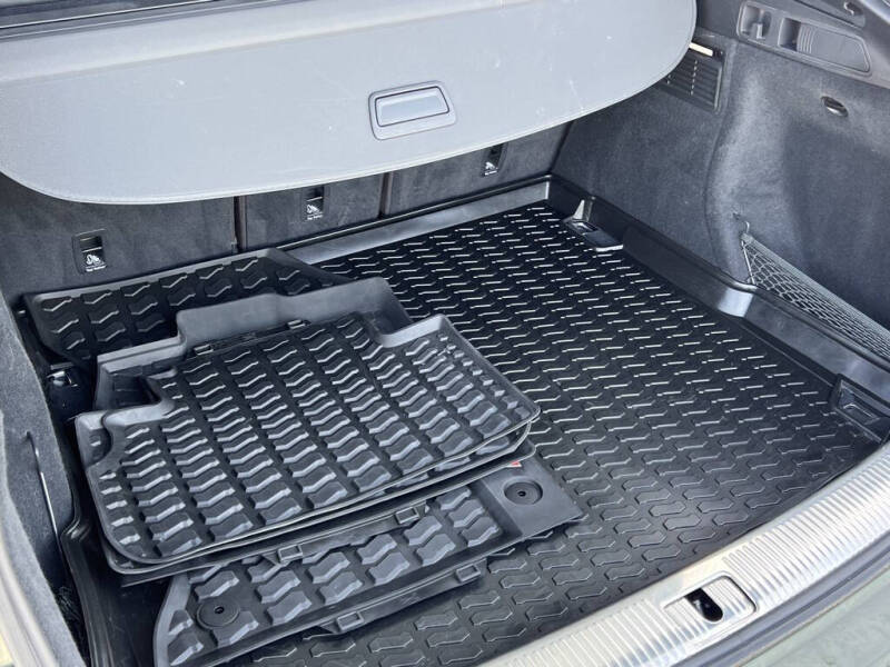 2022 Audi SQ5 Sportback 3.0T quattro Premium Plus