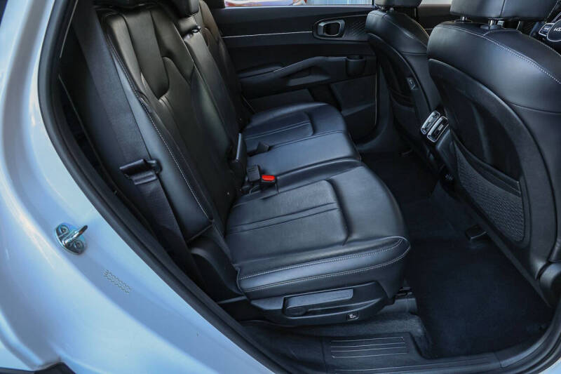 2024 Kia Sorento S