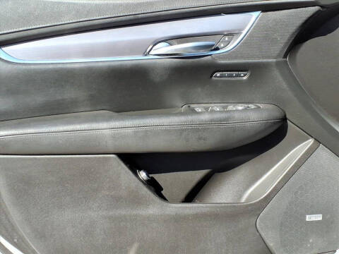 2018 Cadillac XT5 Premium Luxury