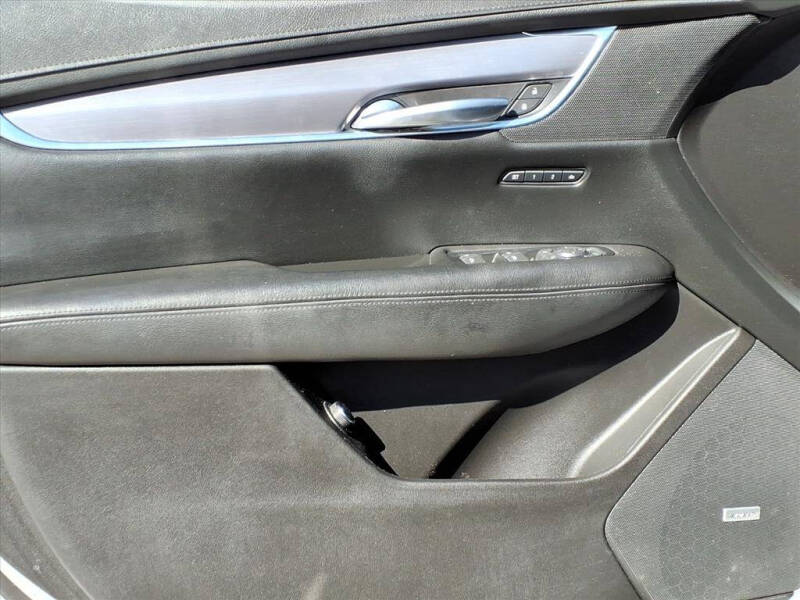 2018 Cadillac XT5 Premium Luxury