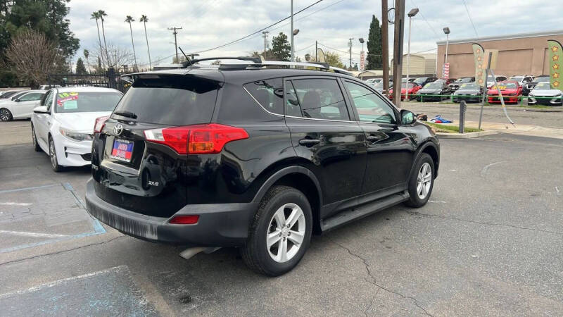 2014 Toyota RAV4 XLE