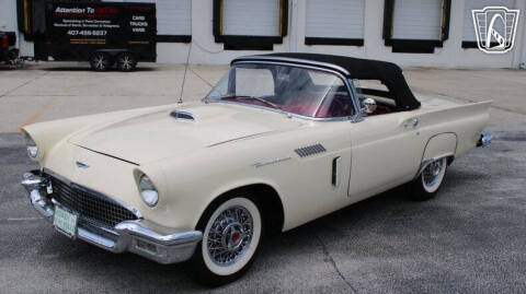 1957 Ford Thunderbird