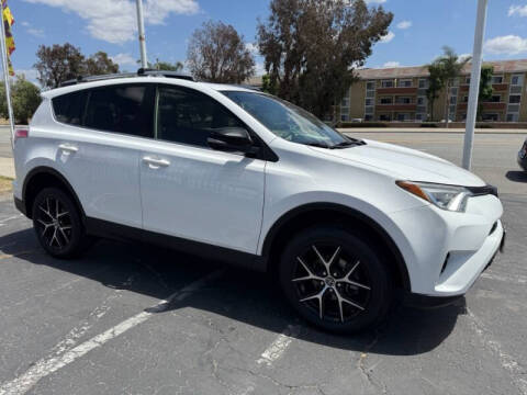 2017 Toyota RAV4 SE