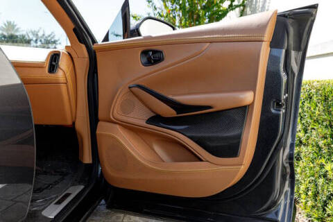 2023 Aston Martin DBX 707