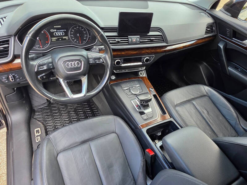 2018 Audi Q5 2.0T quattro Premium