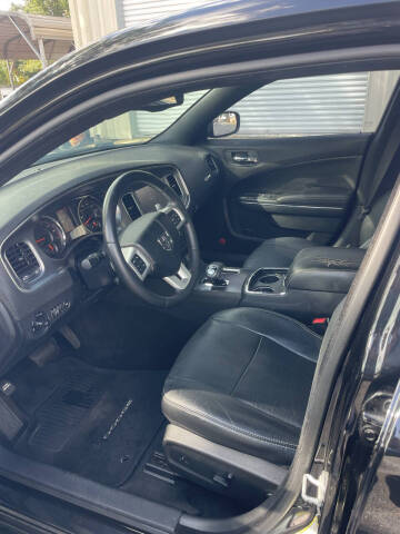 2013 Dodge Charger SXT