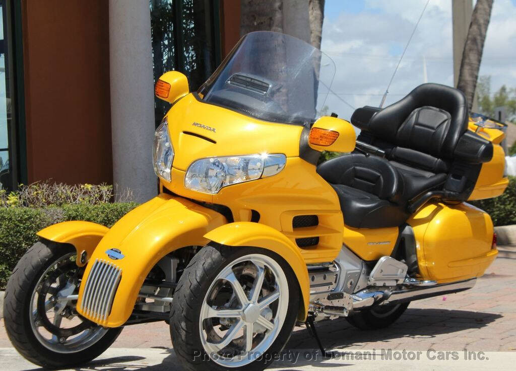 Honda goldwing trike discount dealership near me