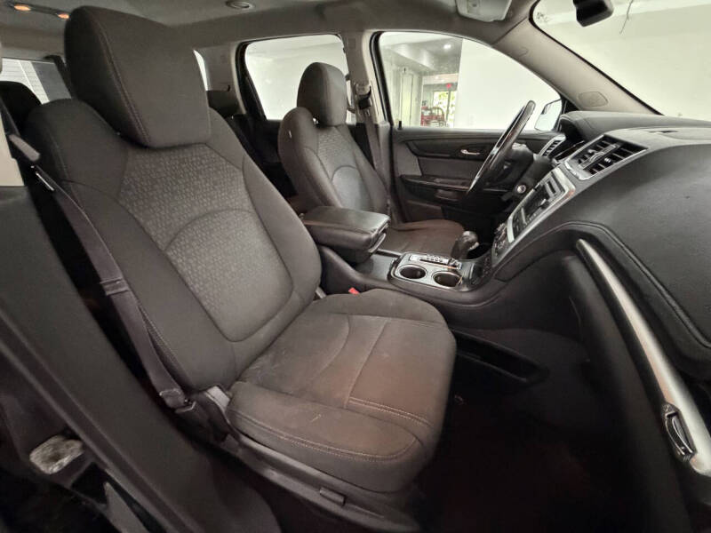 2014 GMC Acadia SLE-2