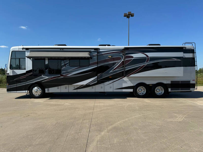 2012 Newmar Dutchstar 4354 ,  450hp, King Bed