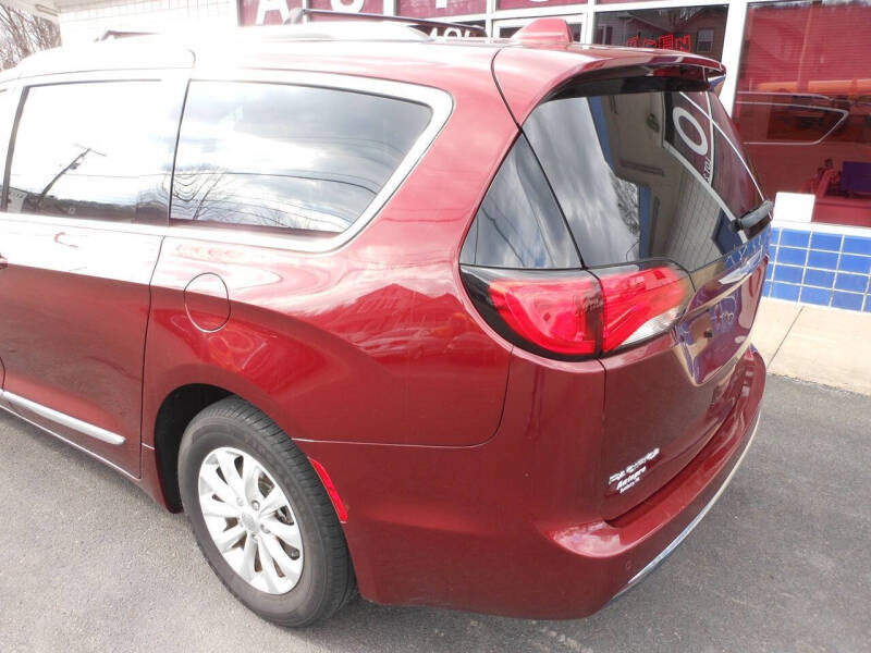 2018 Chrysler Pacifica Touring L