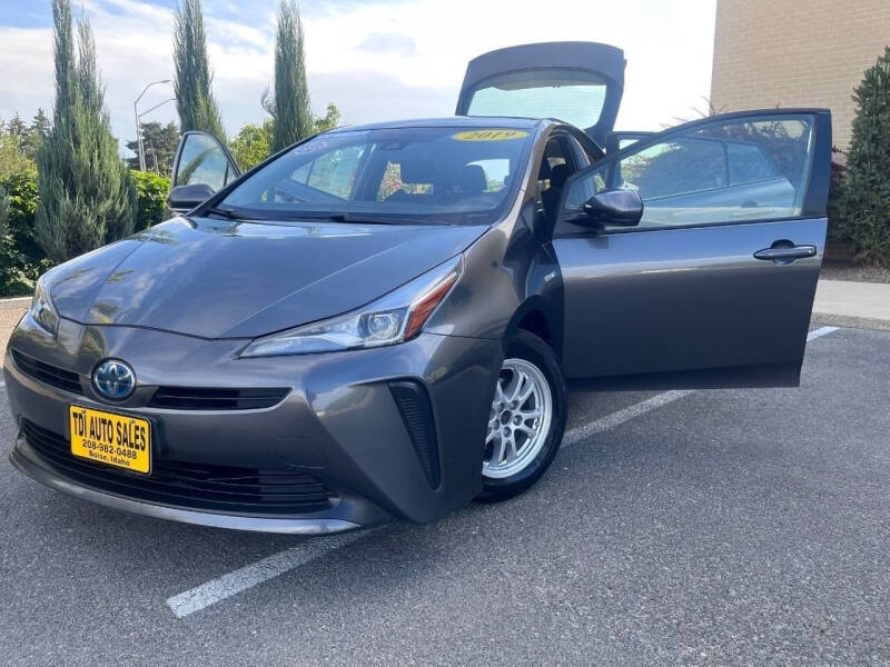 2019 Toyota Prius L Eco
