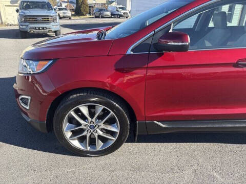 2017 Ford Edge Titanium