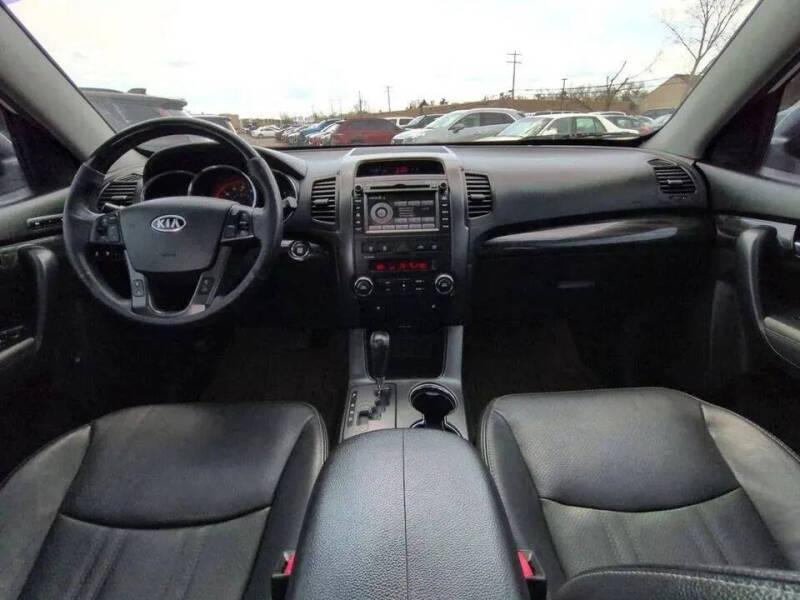 2012 Kia Sorento SX