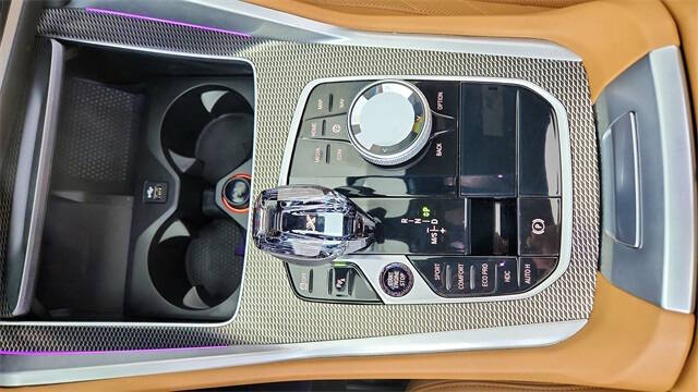 2023 BMW X6 xDrive40i