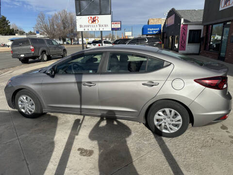 2020 Hyundai Elantra SE