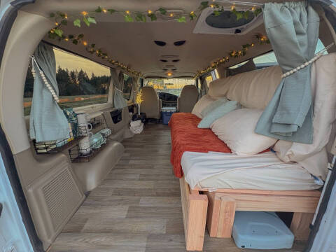 2008 Ford E-Series E-350 SD XLT