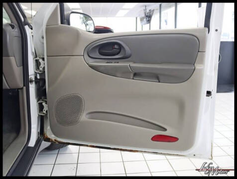 2002 Chevrolet TrailBlazer EXT LT