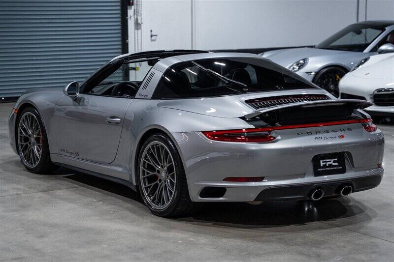 2017 Porsche 911 Targa 4S