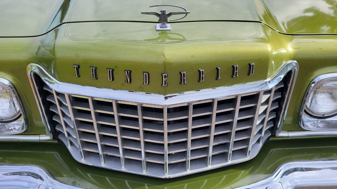 1973 Ford Thunderbird 80
