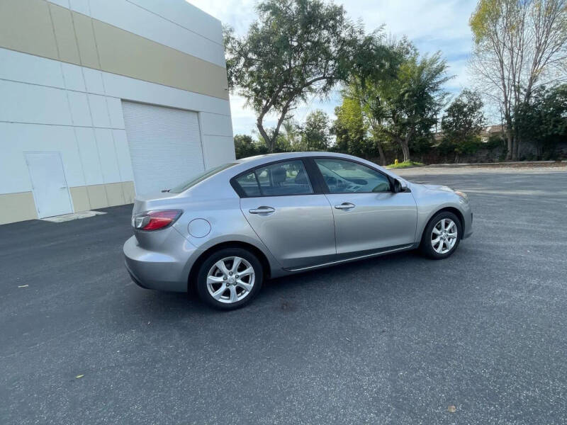2010 Mazda MAZDA3 i Touring