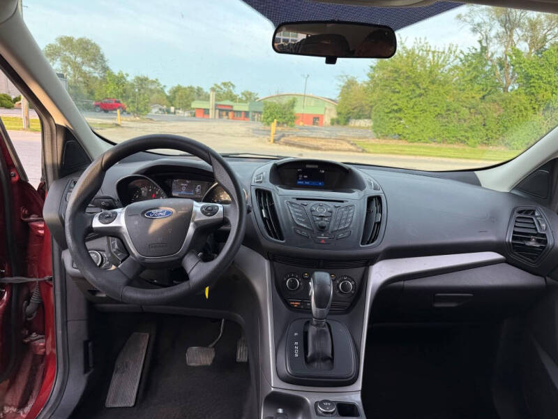 2016 Ford Escape SE