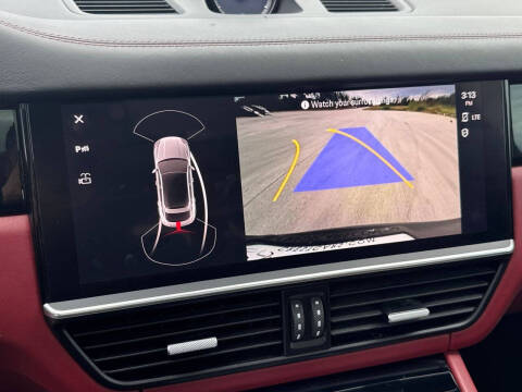 2022 Porsche Cayenne Coupe Platinum Edition