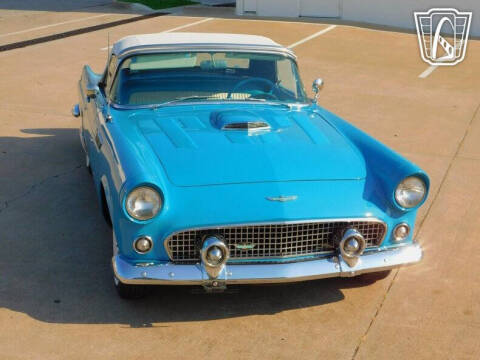 1956 Ford Thunderbird